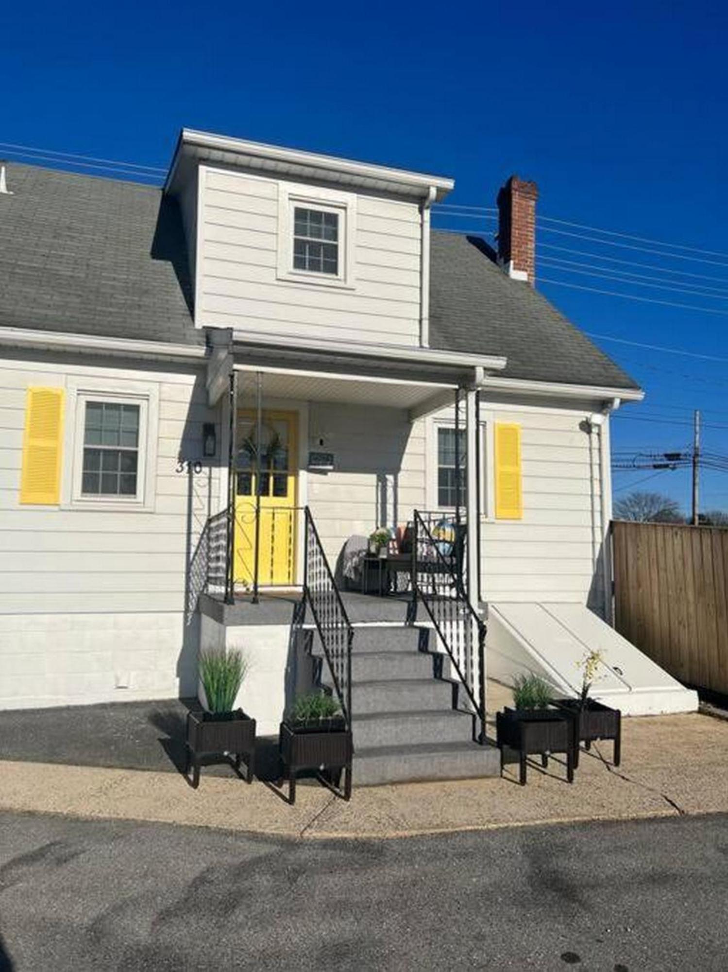 Patty'S Place In Downtown 프레드릭 외부 사진